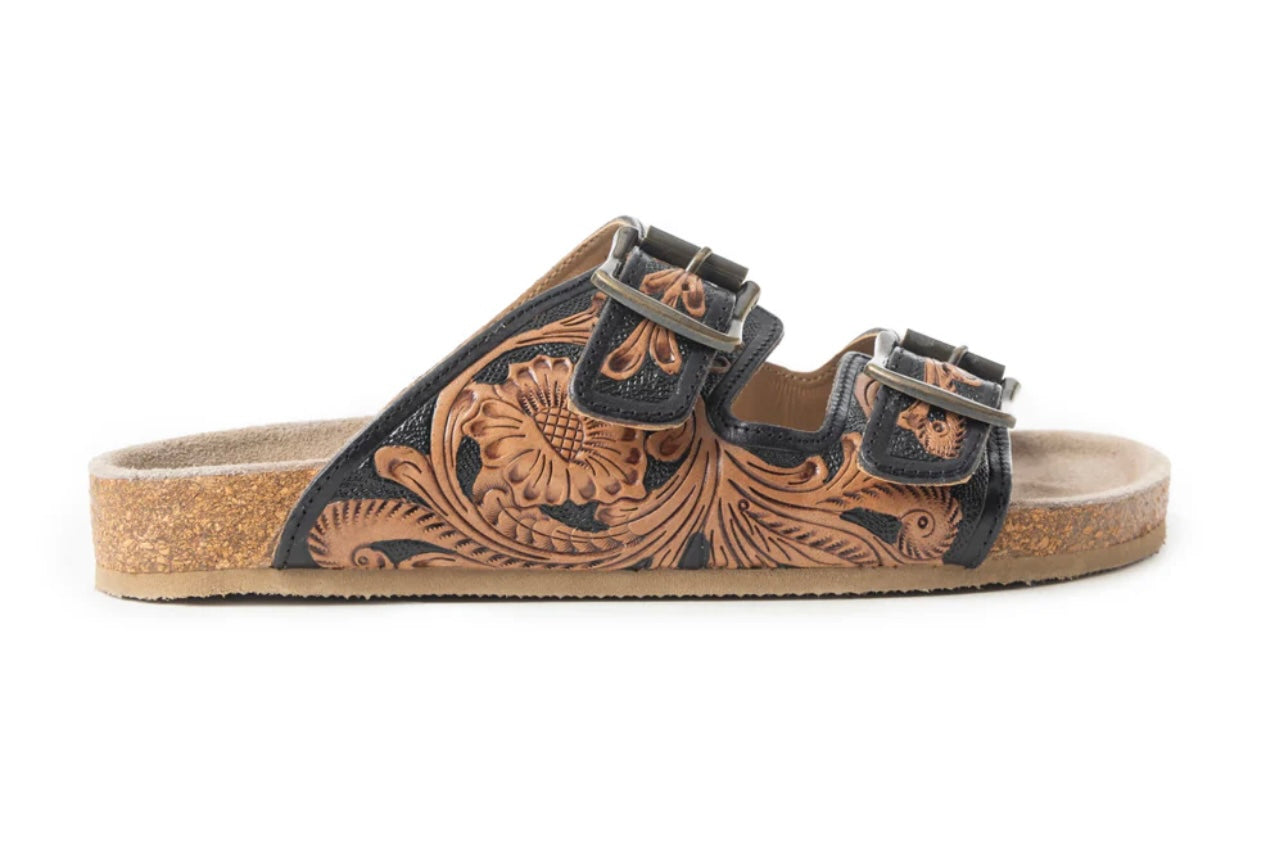Falling feather sandals