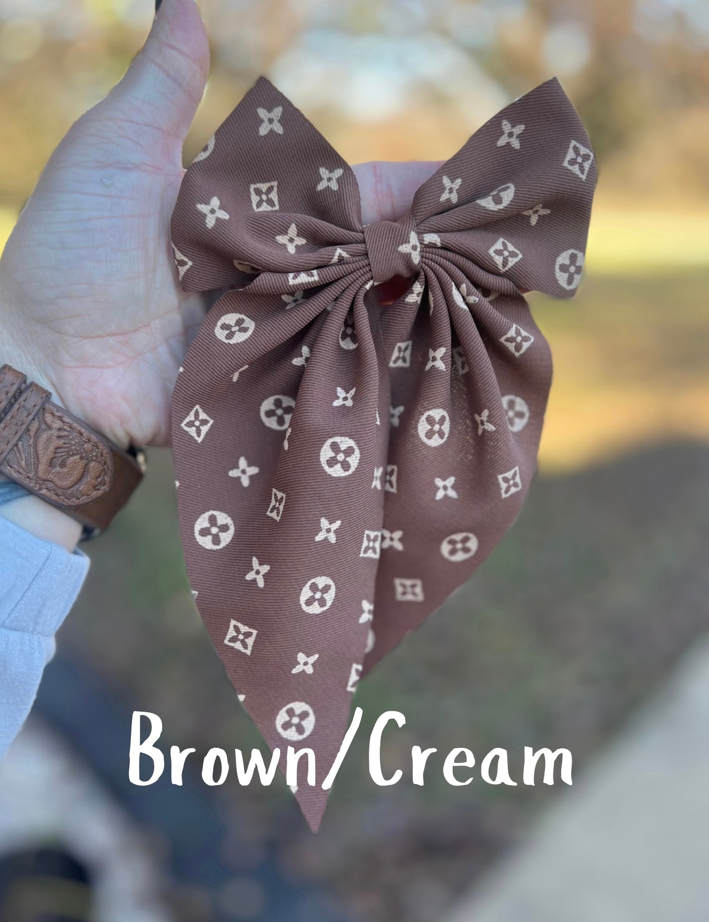 Inspired flowy bow