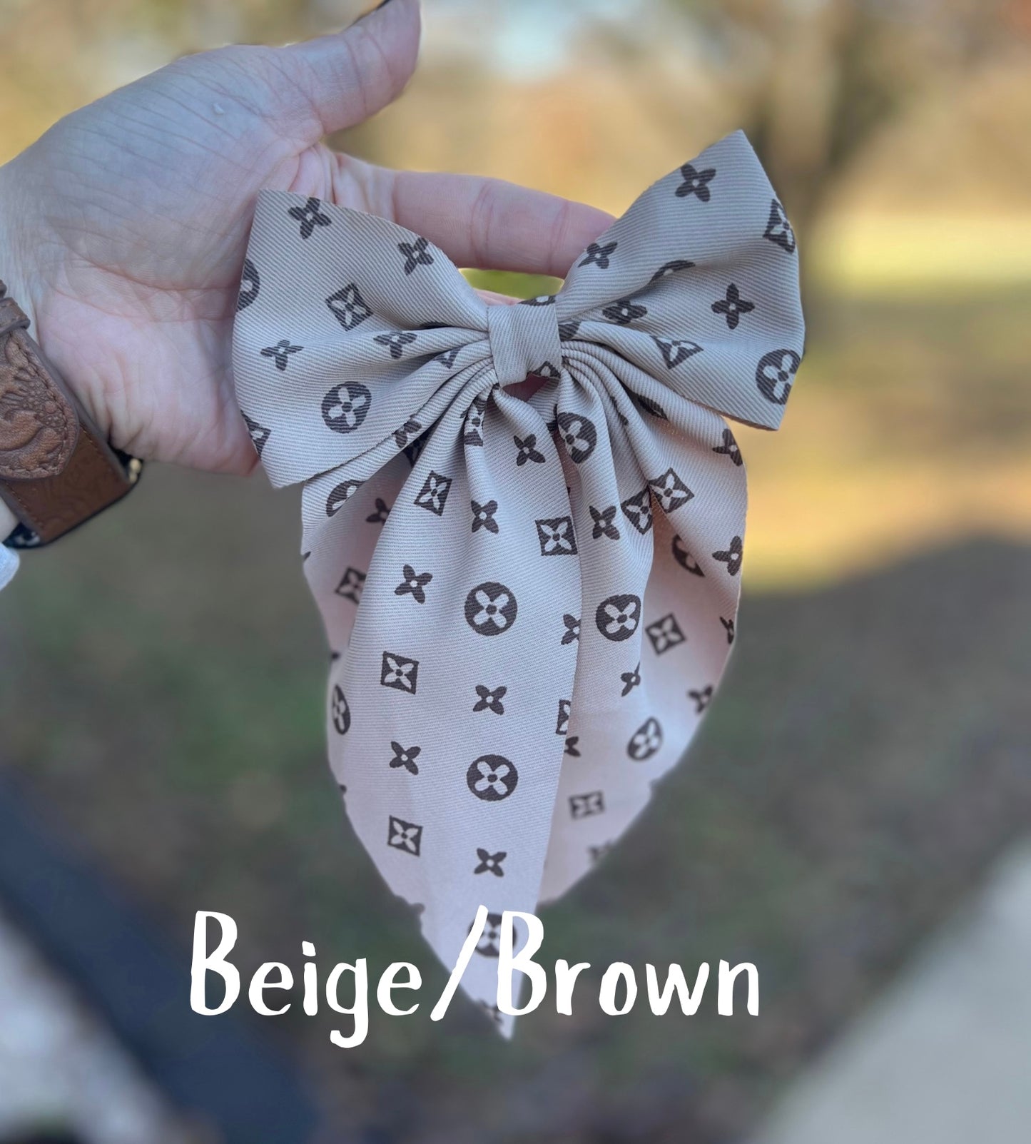 Inspired flowy bow