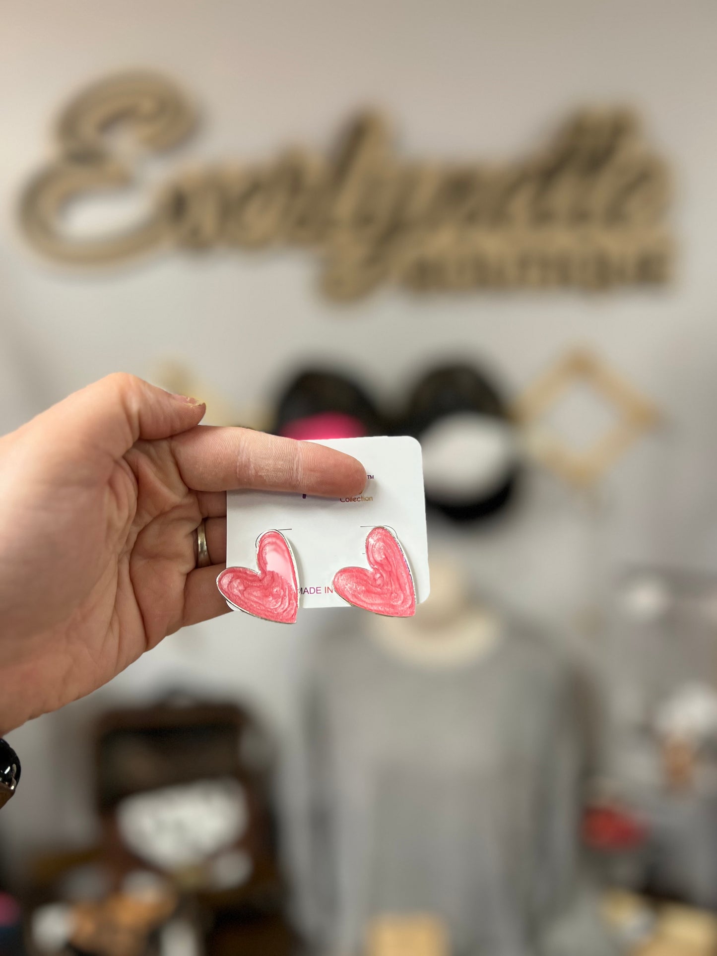 Heart stud earrings